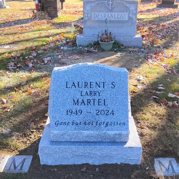Slant monument in granite