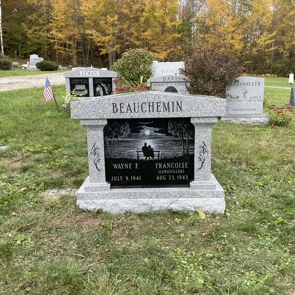 Cremation memorial by Champlain Monuments